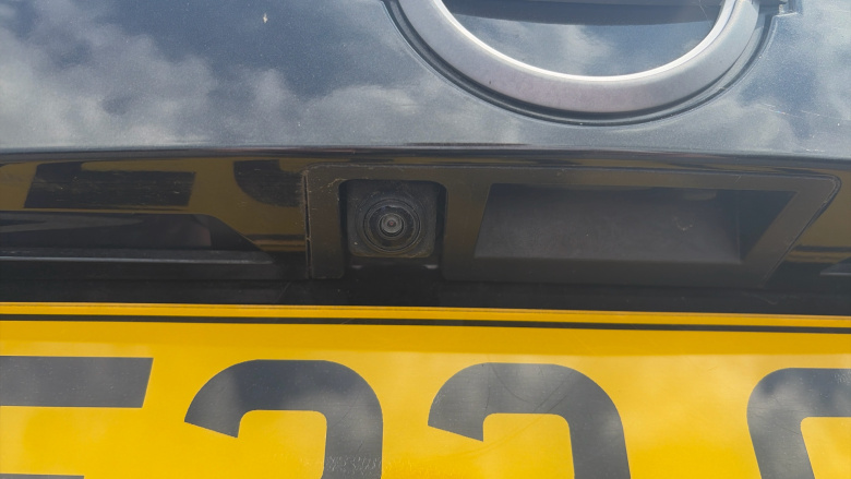 Nissan Juke 1.0 DiG-T 114 N-Connecta 5dr Petrol Hatchback
